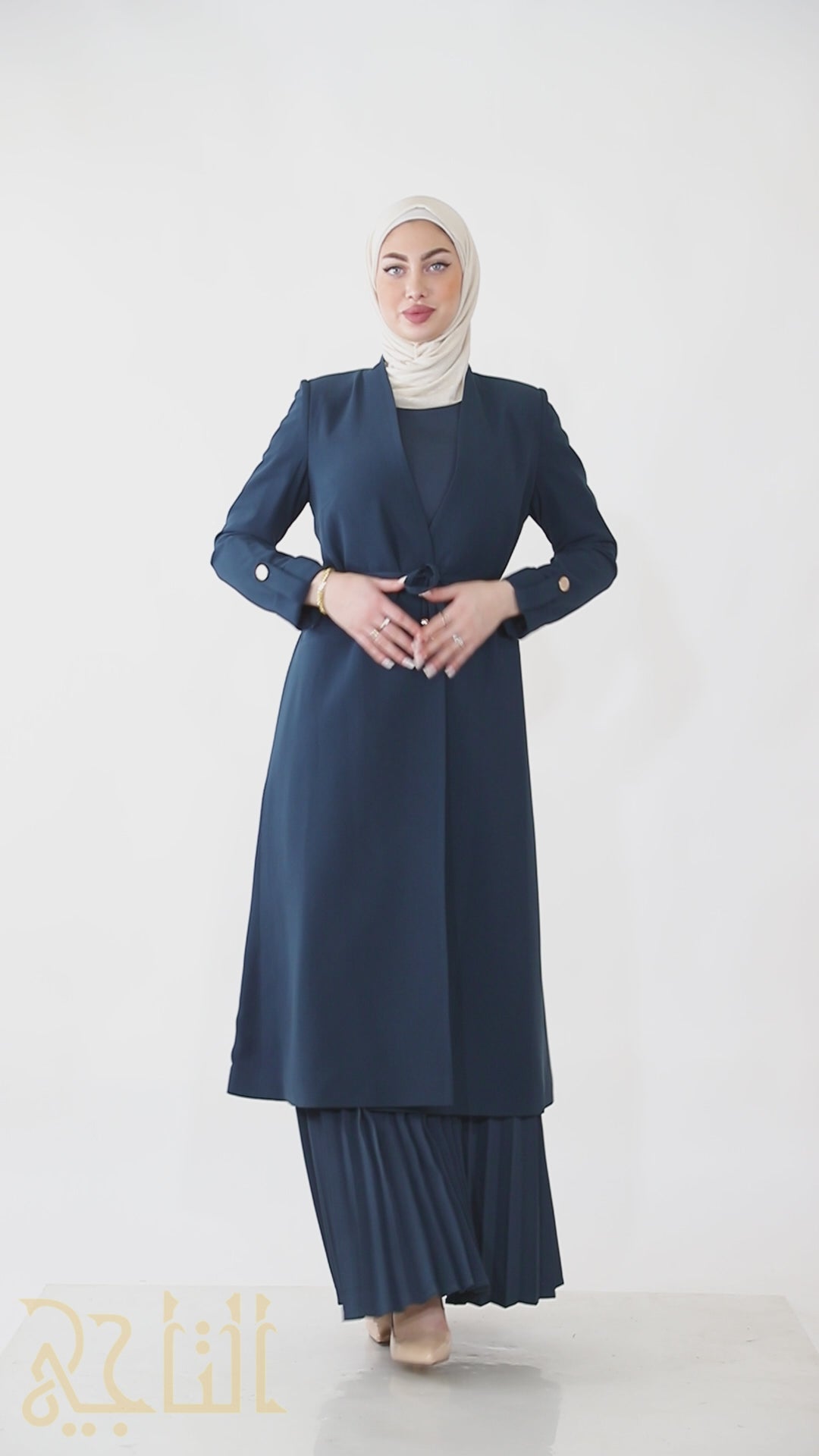 3 piece set (8)
